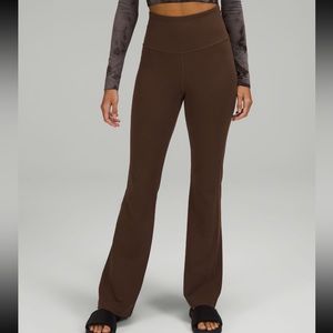 Lululemon Groove Super-High-Rise Flared Pant